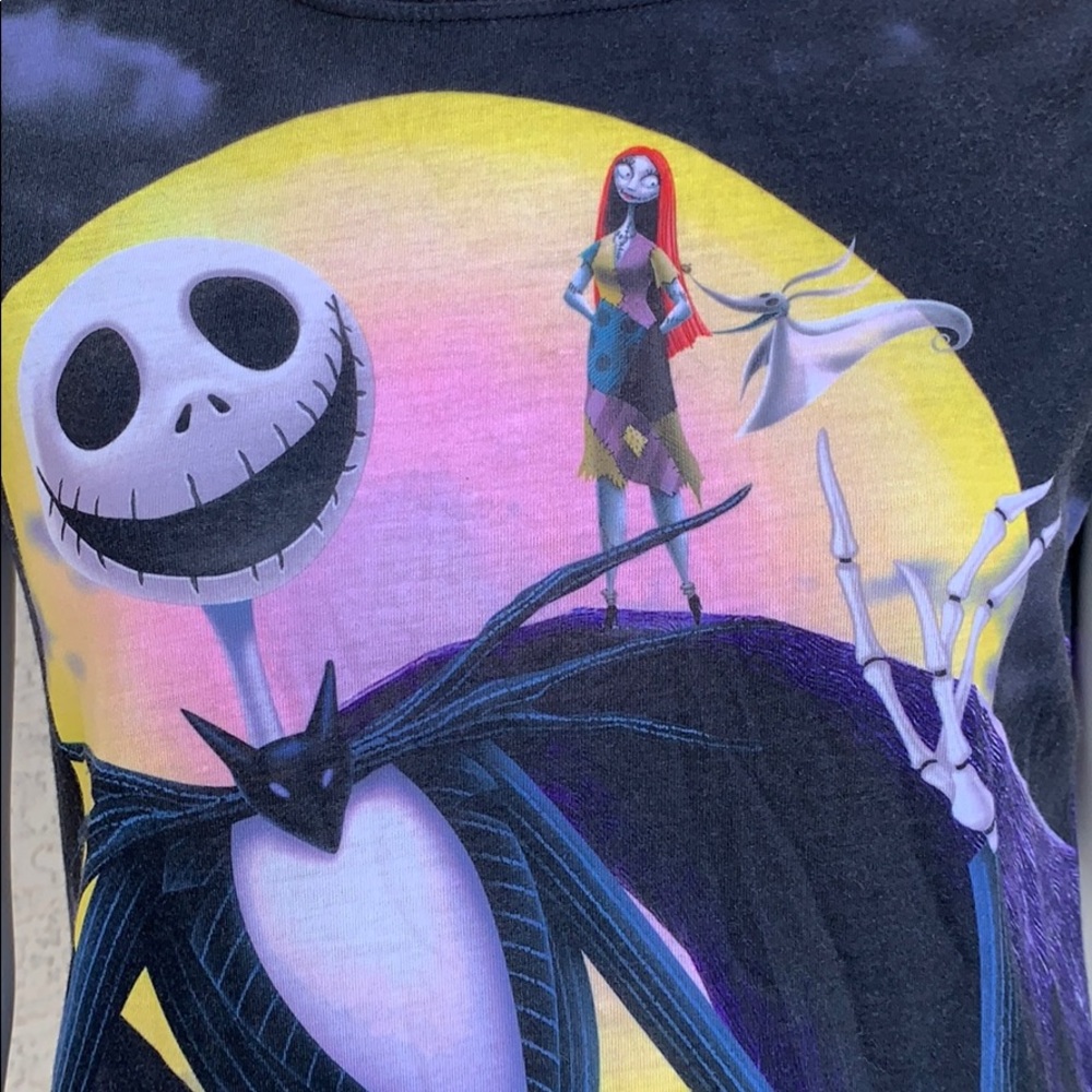 The Nightmare Before Christmas T-Shirt - Picture 5 of 8